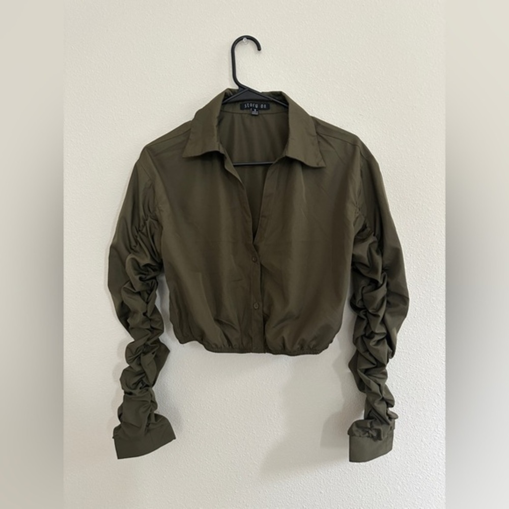 Story On Olive Green Crop Top